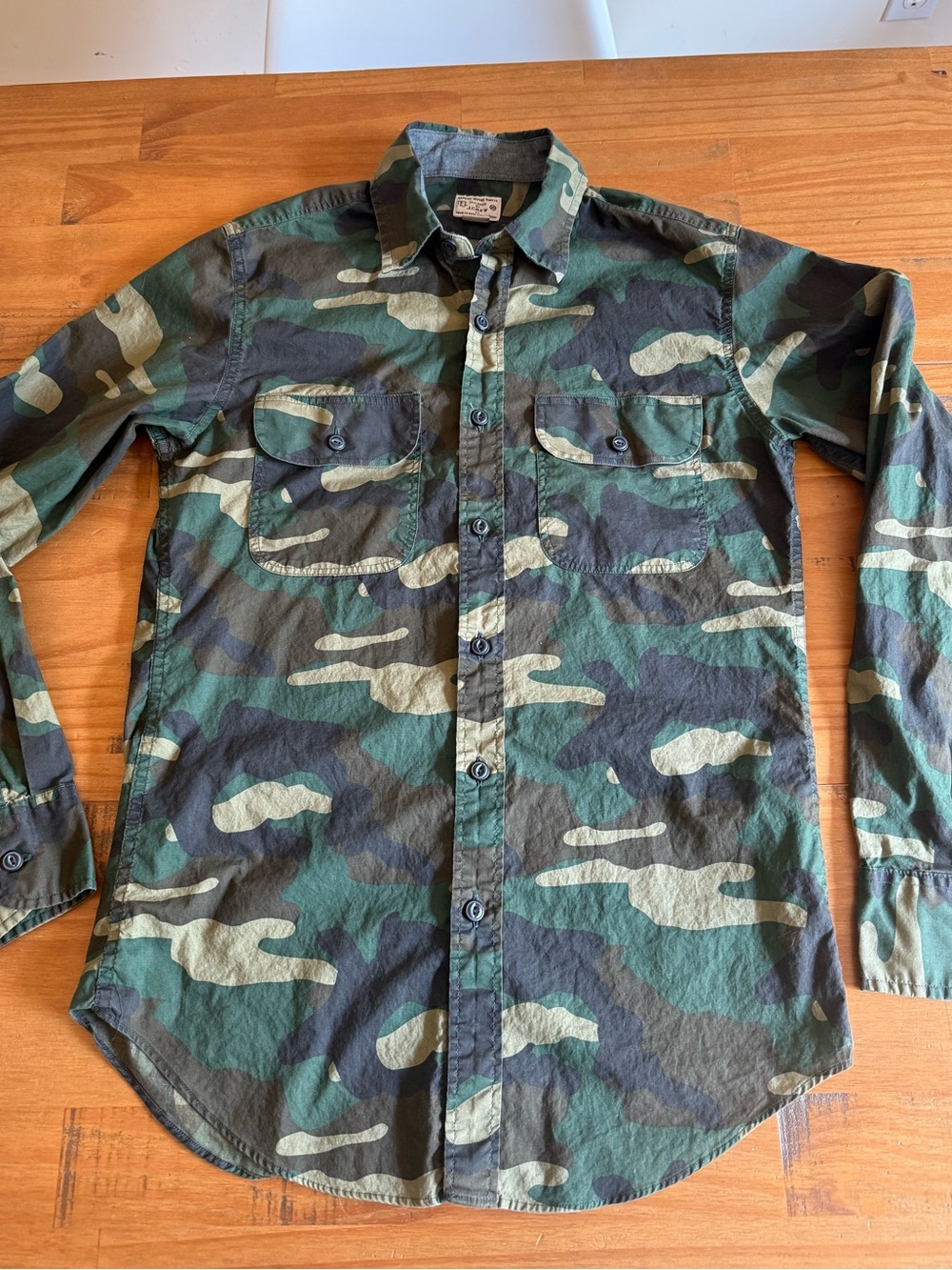 J. Crew Men's/Unisex Camouflage Button-Up Shirt - Green Camo - XS